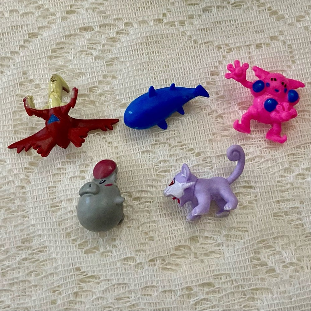 Lot MM: 12pc Lot : 2 Gold Fan Arts Cards, 5 Pokemon Cards and 5 Pokémon …