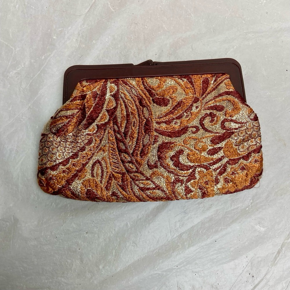 Vintage, Burgundy-Orange Paisley Kisslock Clutch Wallet 8.5in x 5.5in x 1in