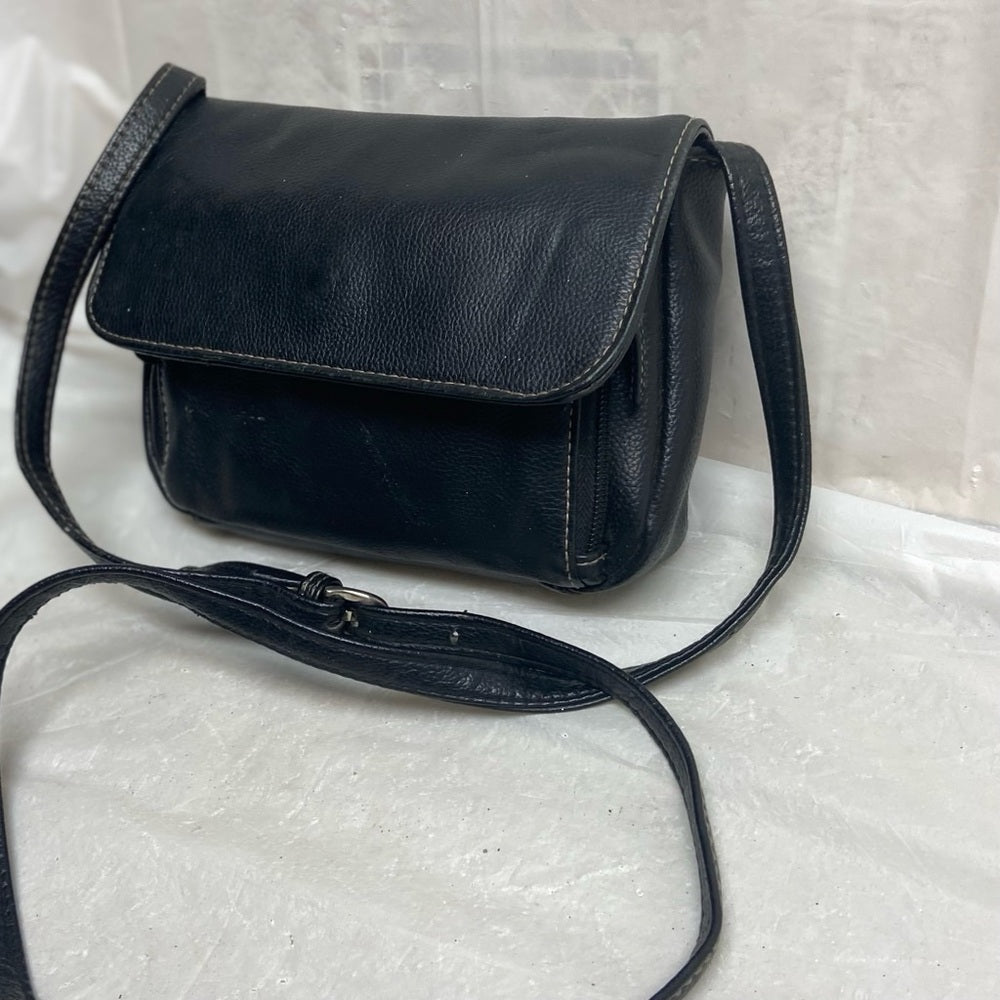 Vintage Black Leather Small Crossbody Bag 8in x 6in x 2in