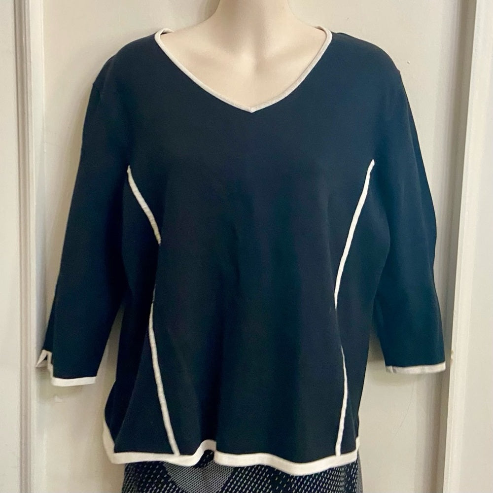 Investment Black with White Trim 3/4 Sleeves Blouse (L)