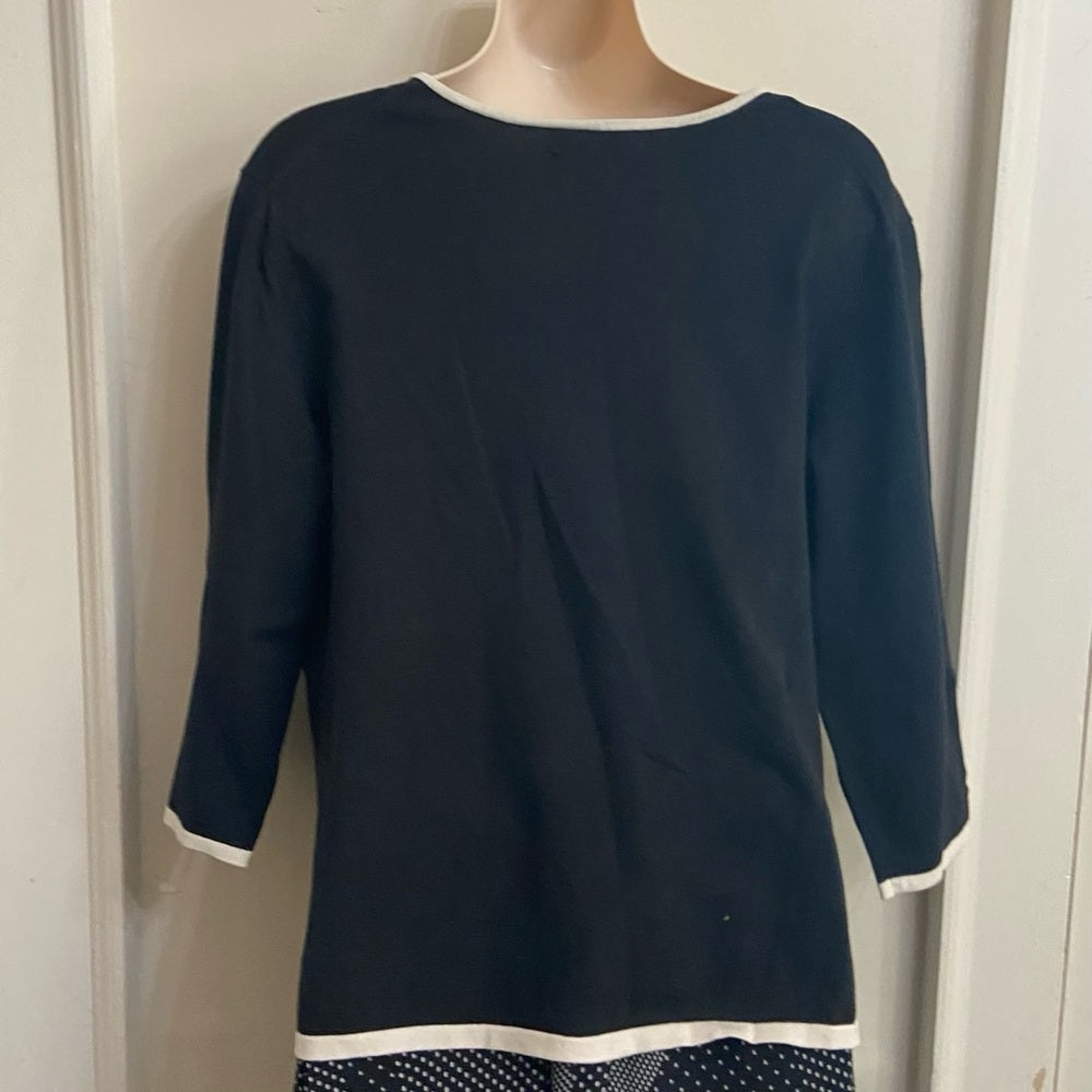Investment Black with White Trim 3/4 Sleeves Blouse (L)