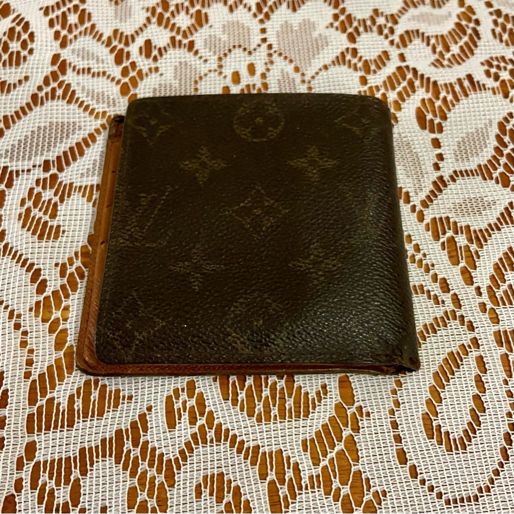 Vintage Louis Vuitton Men's Credit Card Wallet 4inx4in