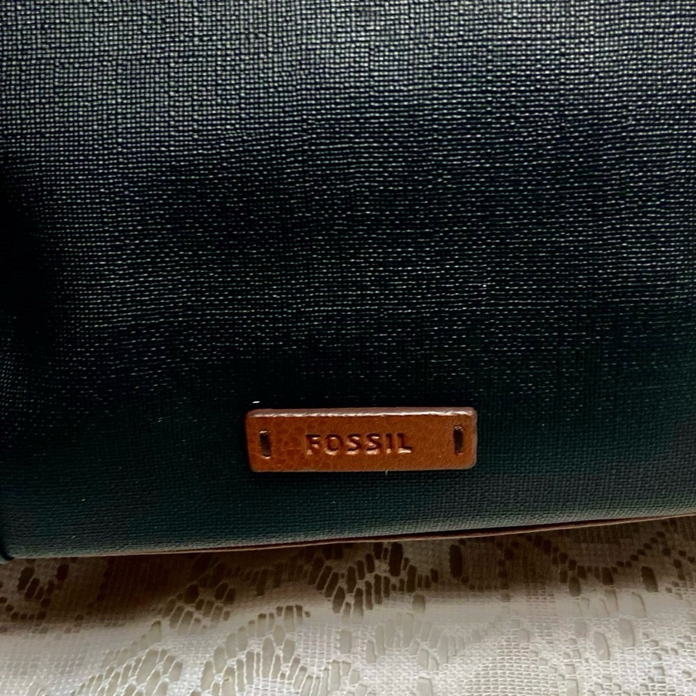 Vintage Fossil Black and Brown Leather Shoulder Bag 12in x 12in x 4in