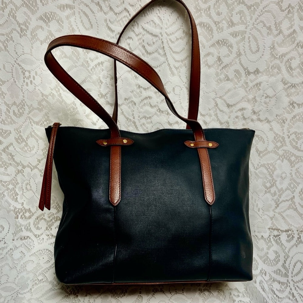 Vintage Fossil Black and Brown Leather Shoulder Bag 12in x 12in x 4in