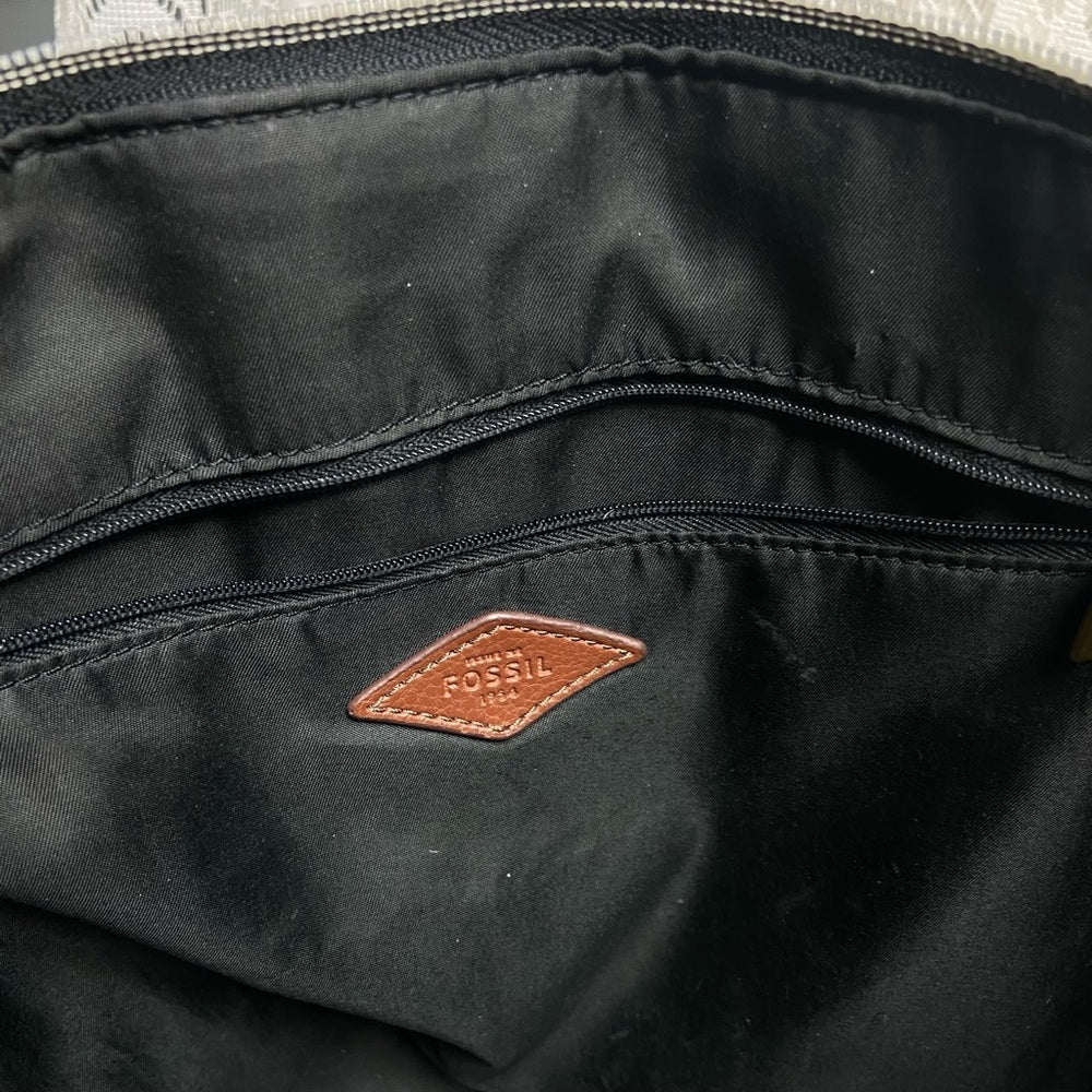 Vintage Fossil Black and Brown Leather Shoulder Bag 12in x 12in x 4in