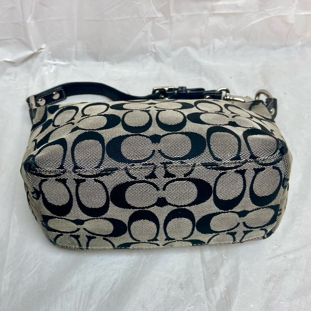 Authentic Coach Small Black and White Mono Canvas Handbag 7in x …