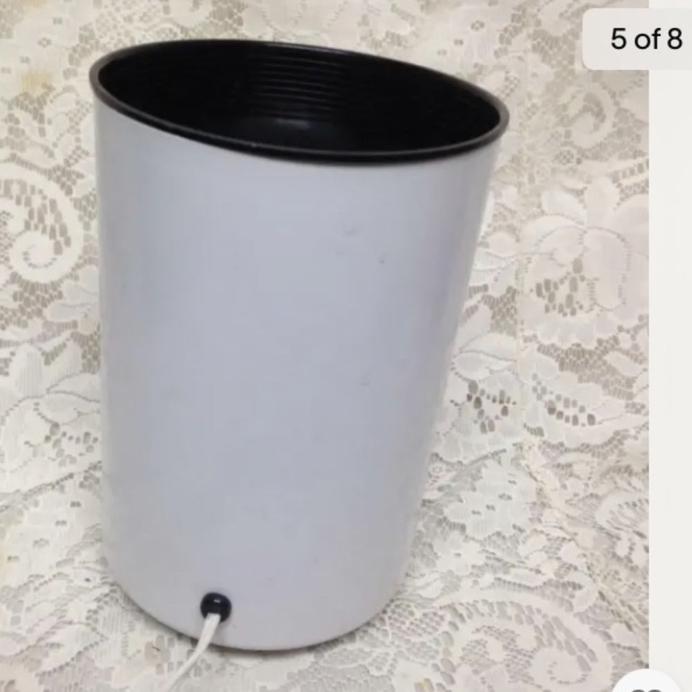 Vintagel, Mushroom, Cylindrical Blue Willow Electric Table lamp 12.5inx6in