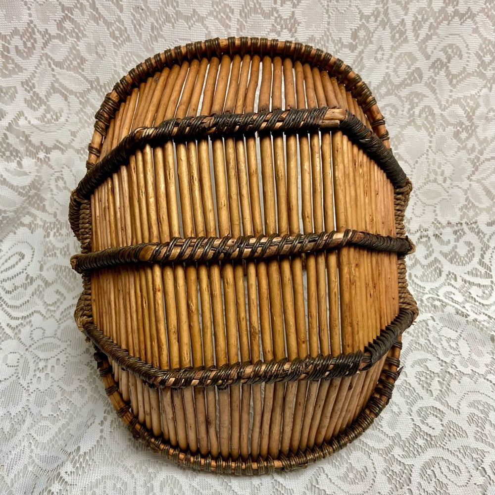 Vintage, Collectible, Well Made Fruit Basket 12in x 12in x 15in W