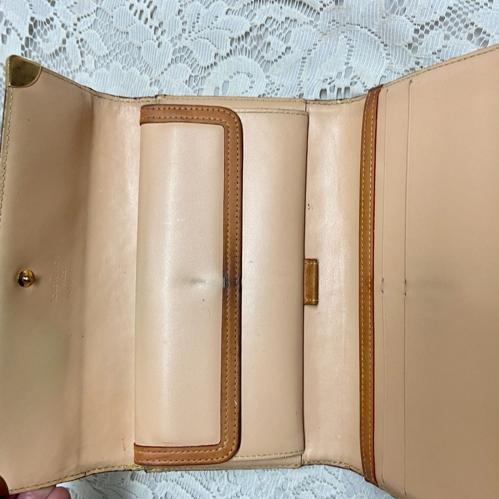 Vintage Authentic Louis Vuitton White Mono Tri-fold Long Wallet- Crossbody
