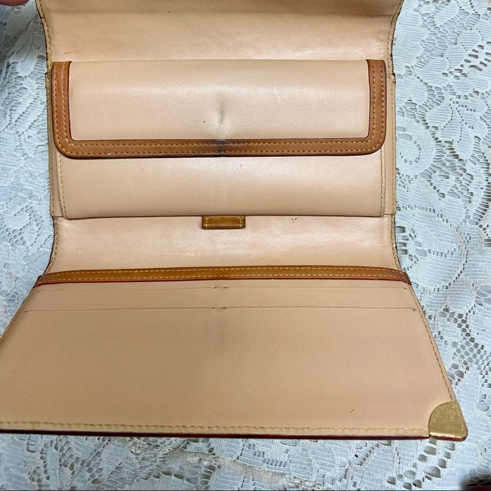 Vintage Authentic Louis Vuitton White Mono Tri-fold Long Wallet- Crossbody