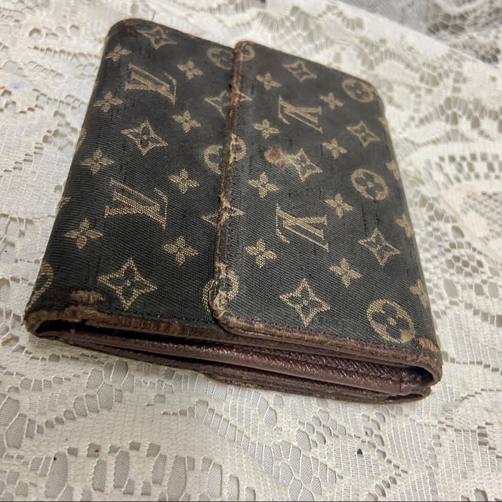 Vintage Louis Vuitton Brown Min-Lin Men- Unisex Compact Wallet