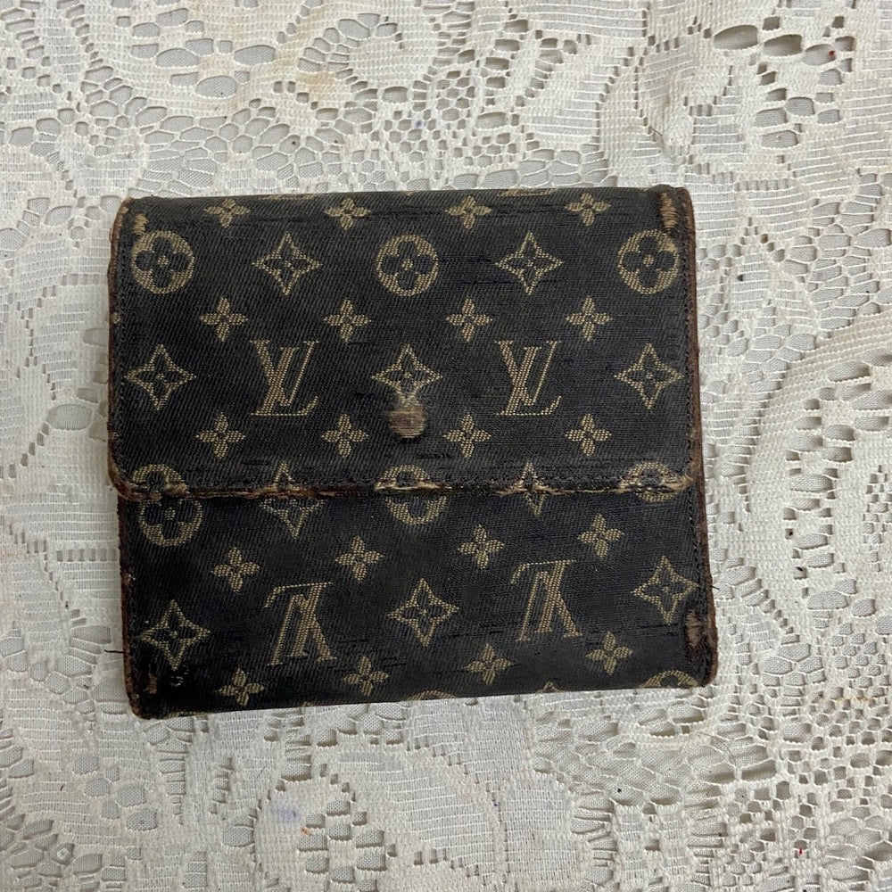 Vintage Louis Vuitton Brown Min-Lin Men- Unisex Compact Wallet