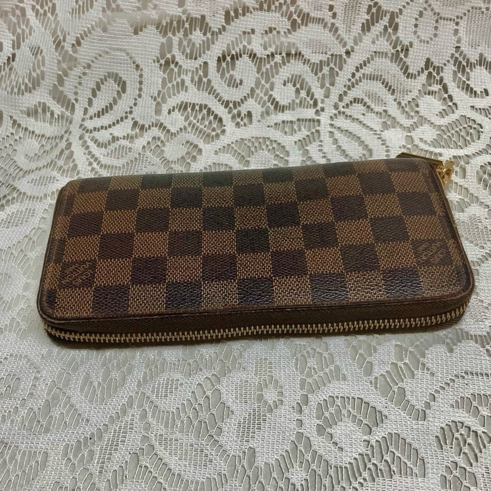 Louis Vuitton Damier Ebene Zippy Long Wallet 7.5in x 4in
