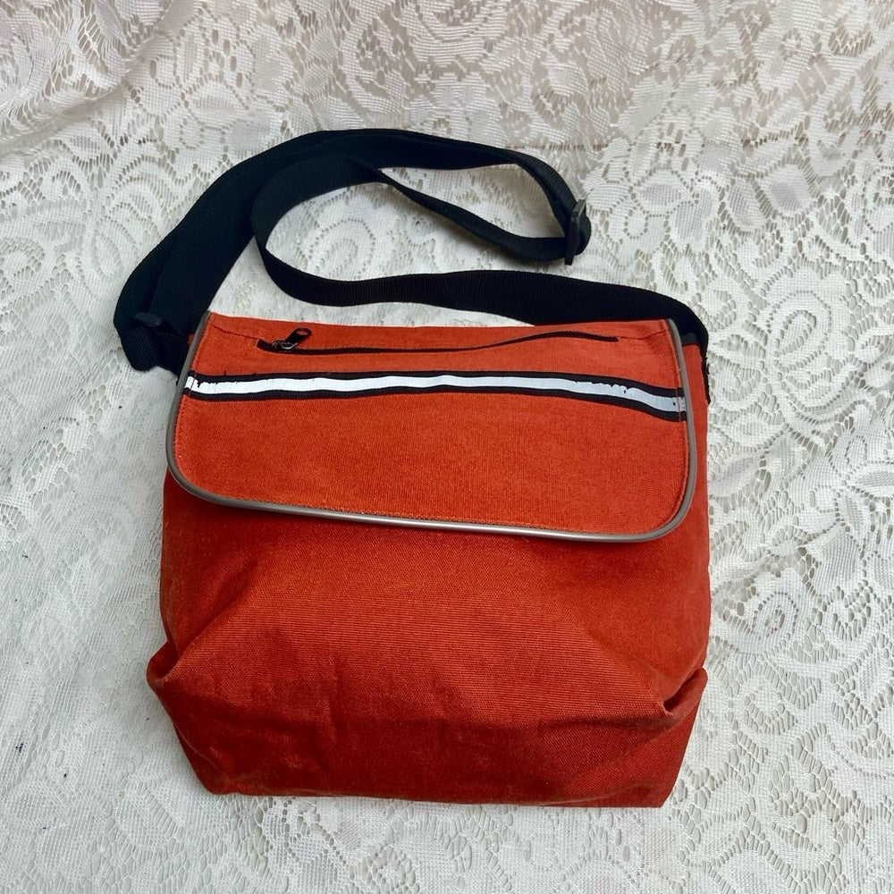 Vintage Orange Messenger Crossbody Bag 11in x 9in x 5in