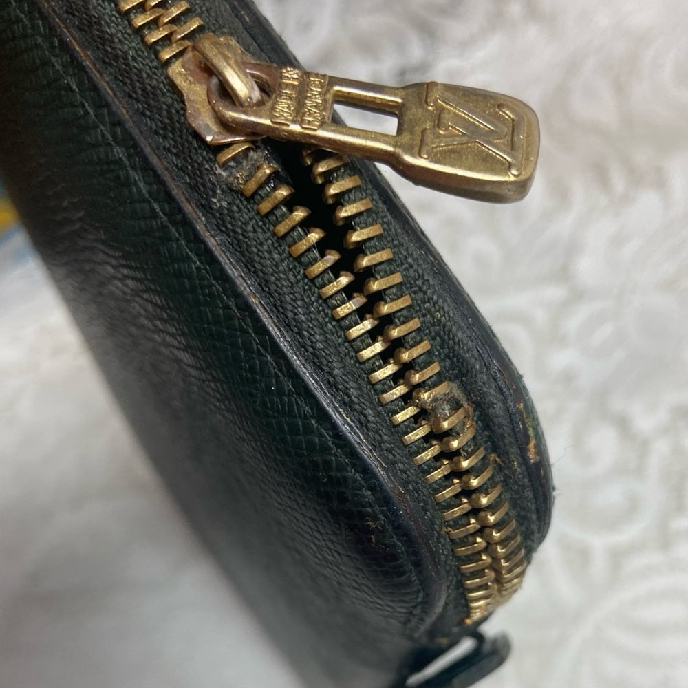 Vintage Rare Louis Vuitton, Green Taiga Leather Small Zippy Briefcase- Organizer