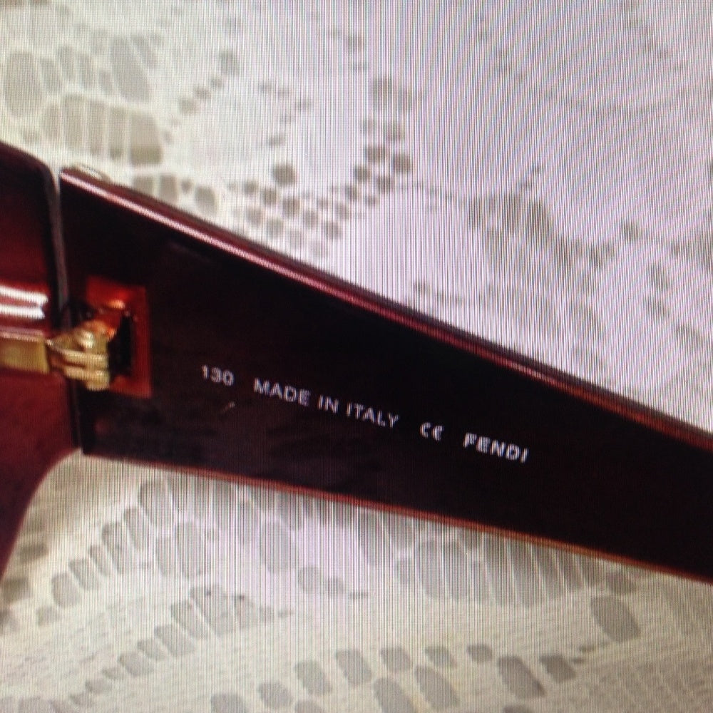Fendi FS5254, Large Sun Glasses with Original Cas