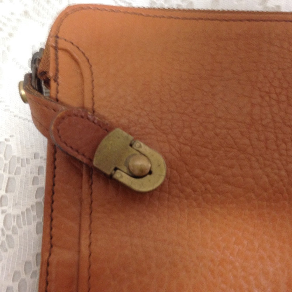 Authentic Burberrry, Tan-Brown Leather Briefcase