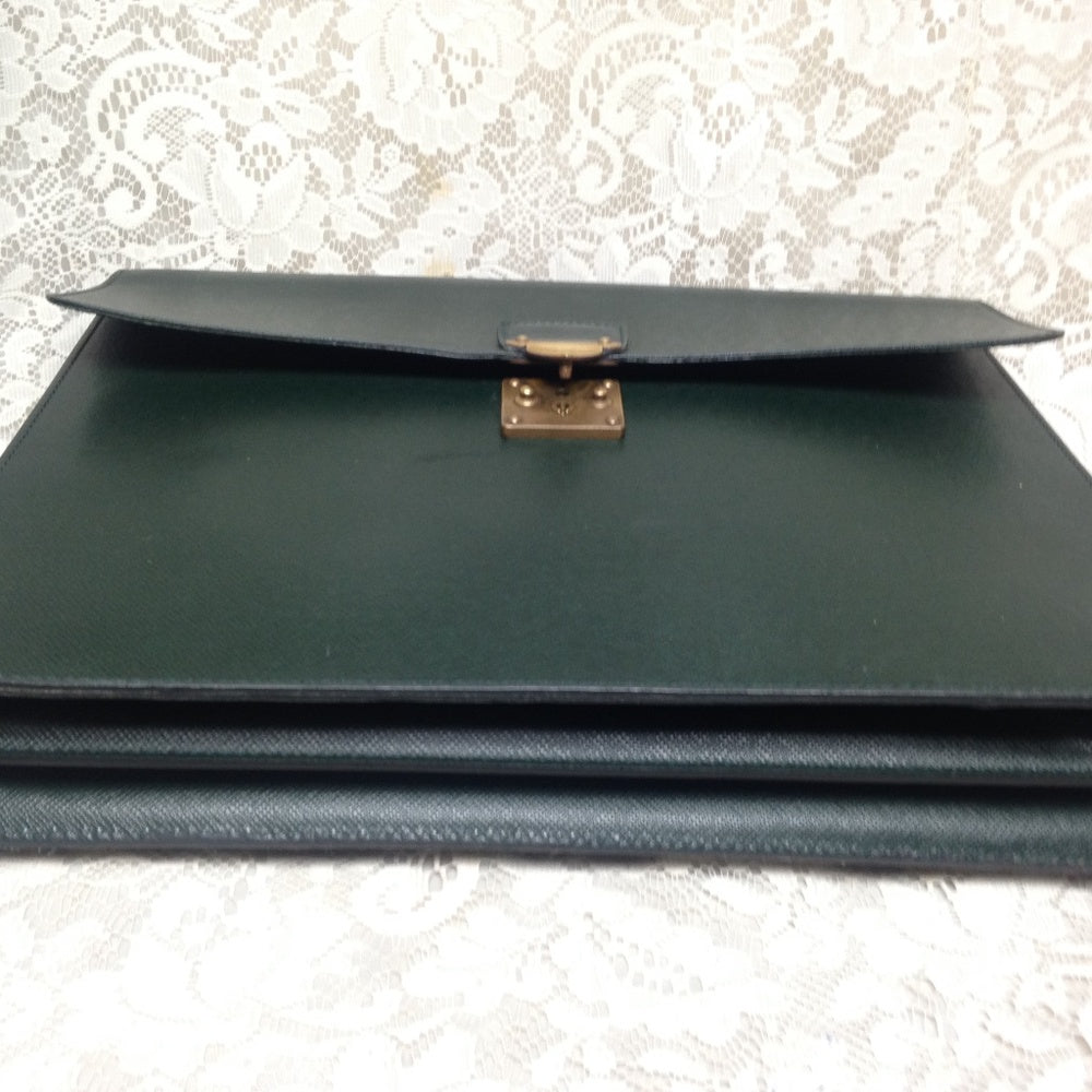 Louis Vuitton, Green Taiga Leather XL Briefcase