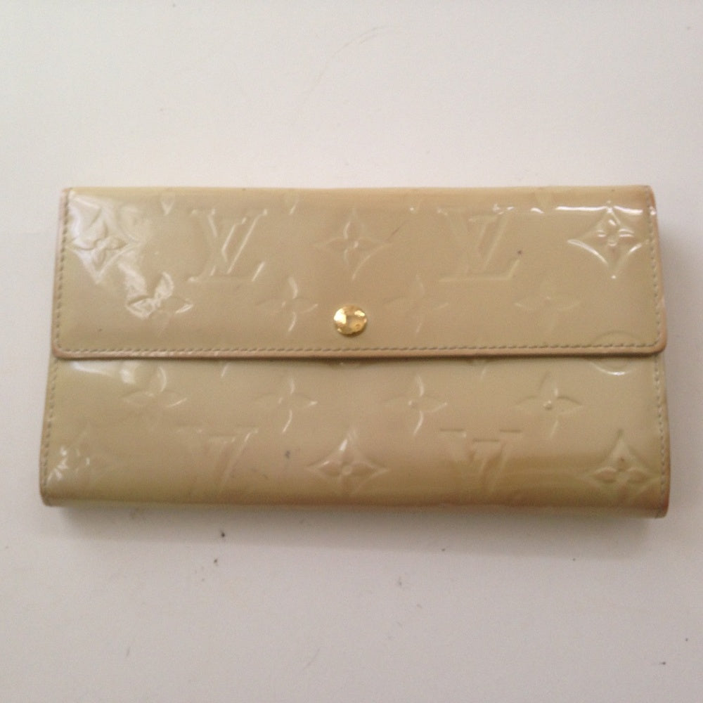 Louis Vuitton Beige Yellow Vernis Mono long Wallet