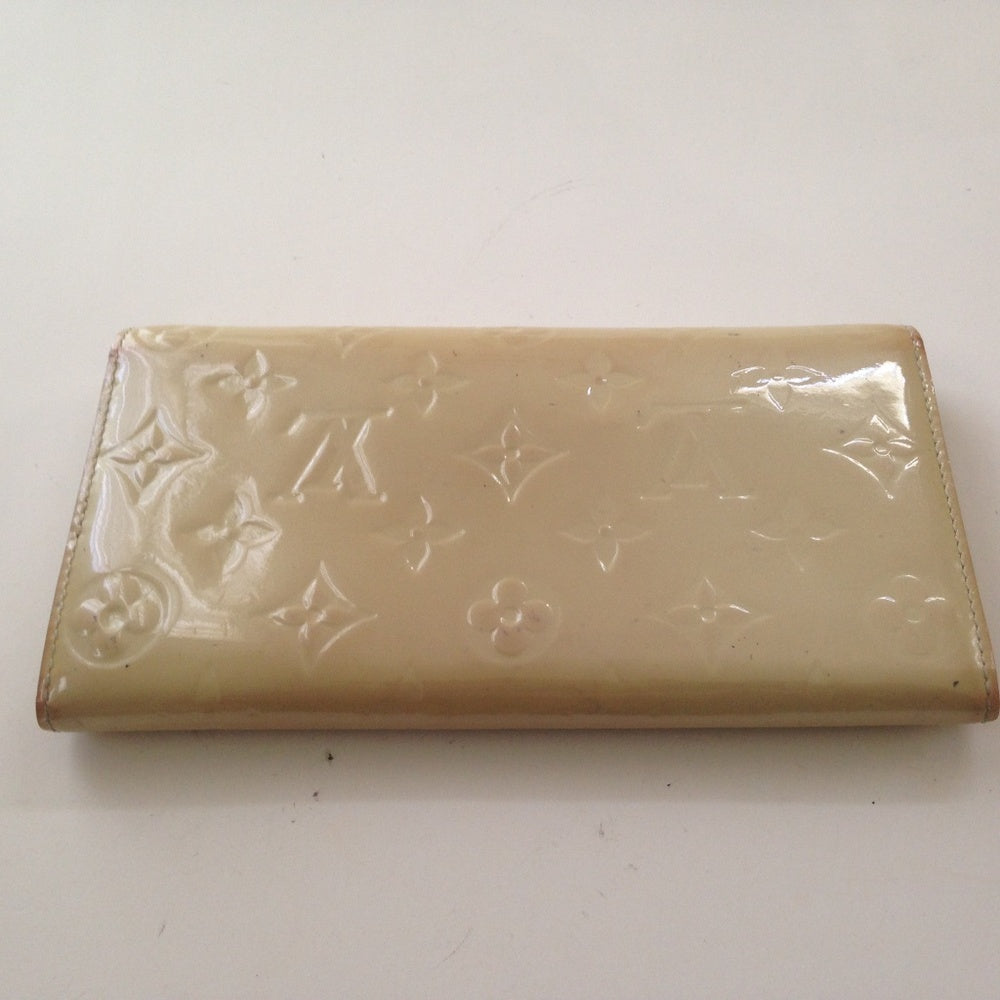Louis Vuitton Beige Yellow Vernis Mono long Wallet