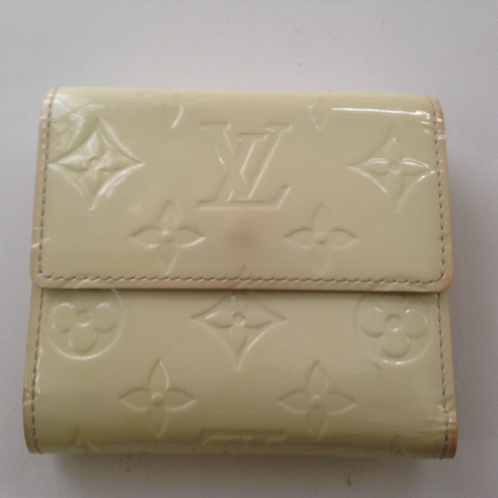 Louis Vuitton Beige Vernis Leather Wallet