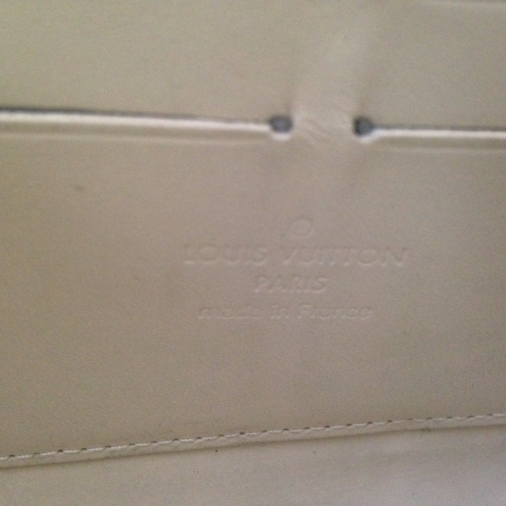 Louis Vuitton Beige Vernis Mono Zippy Long Wallet