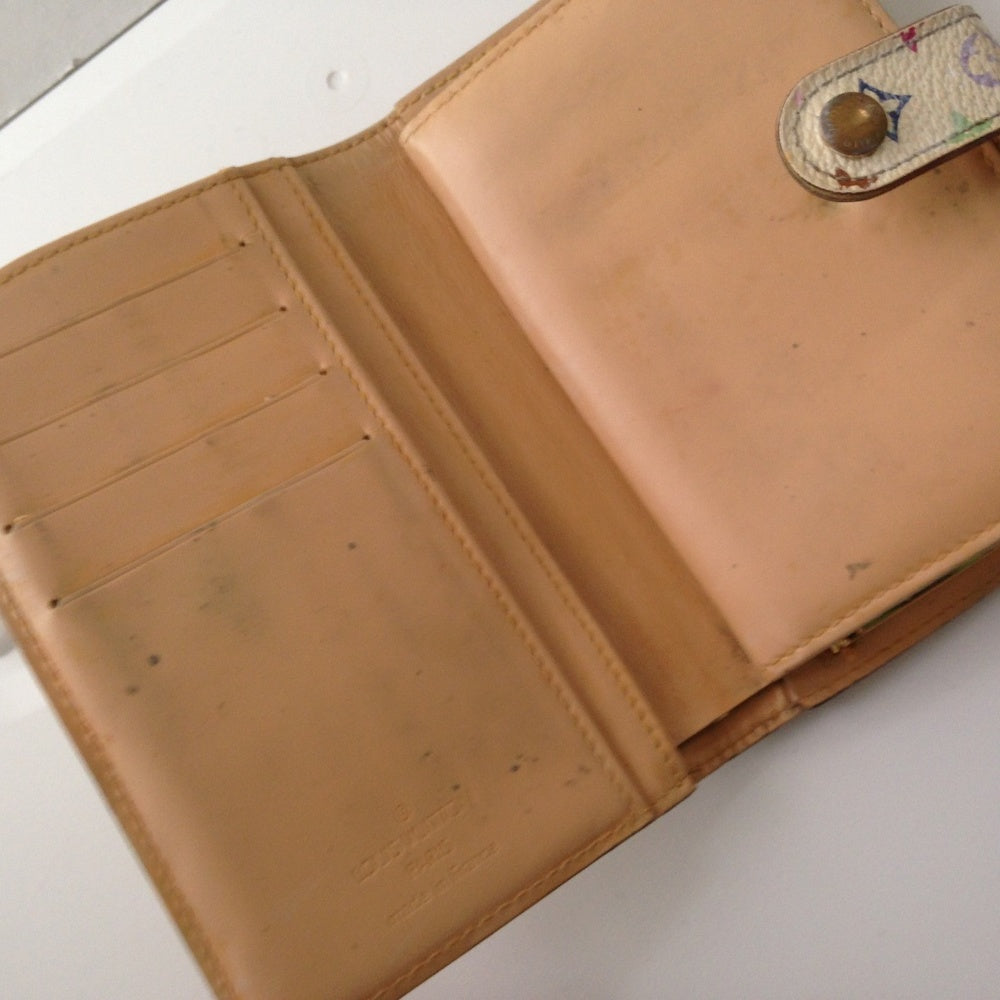 Louis Vuitton Multi-color White Kisslock Wallet