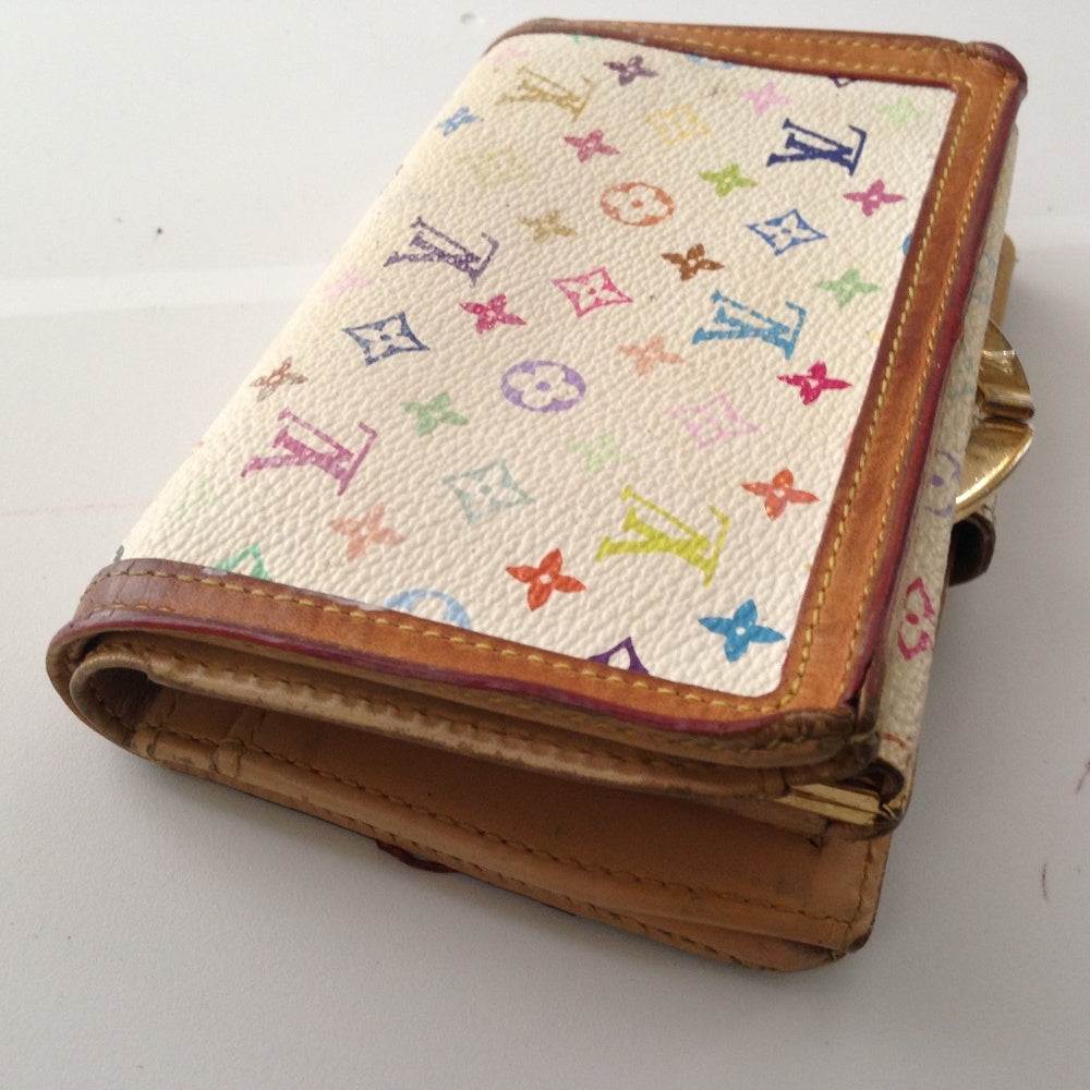 Louis Vuitton Multi-color White Kisslock Wallet