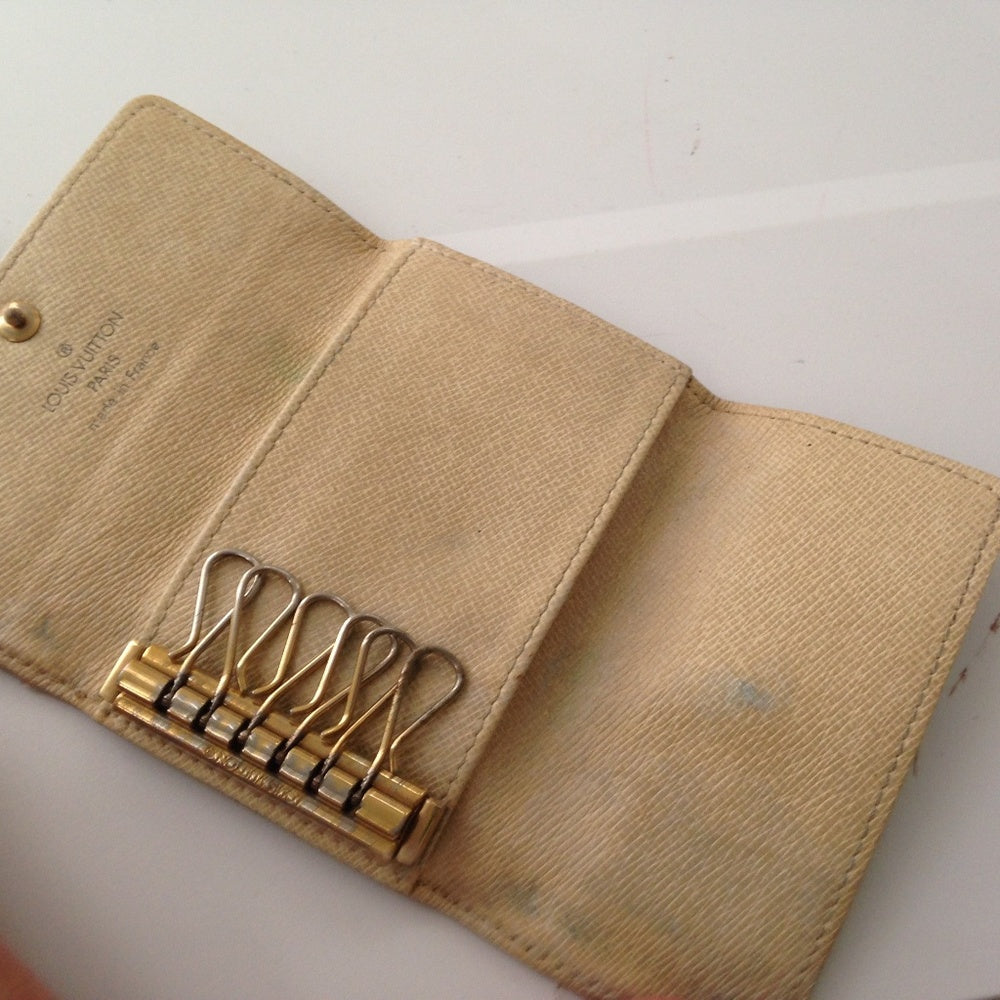 Louis Vuitton, Damier Azuzr 6-Hooks Key Case