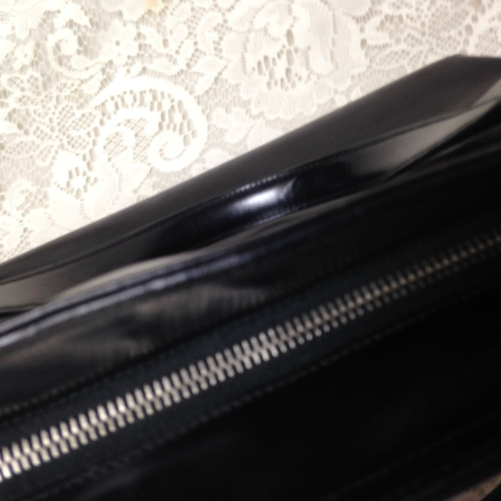 Ferragamo, 2-way Black Leather Handbag-Crossbody