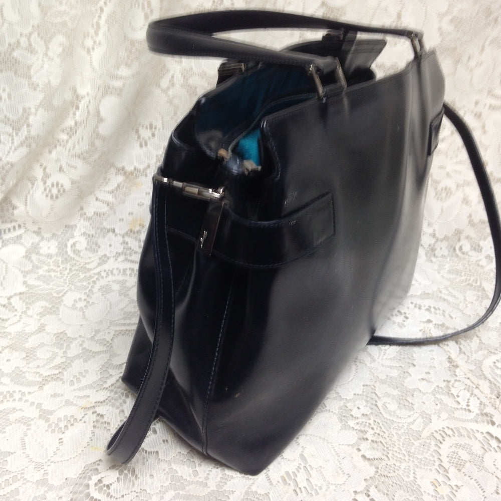 Ferragamo, 2-way Black Leather Handbag-Crossbody