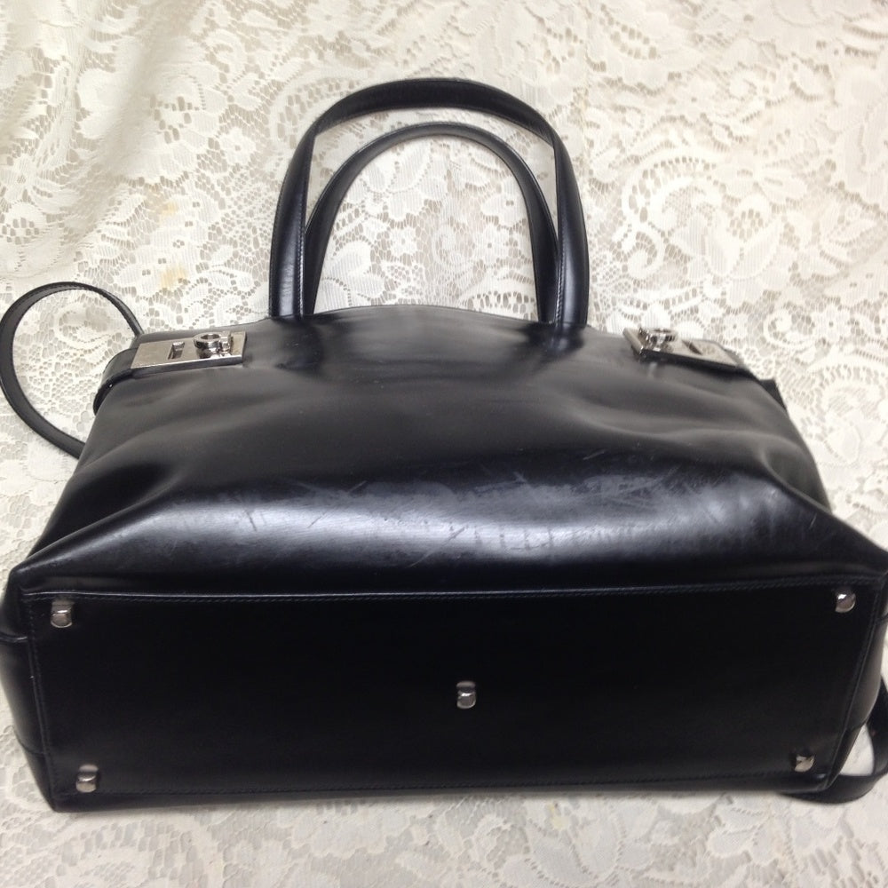 Ferragamo, 2-way Black Leather Handbag-Crossbody
