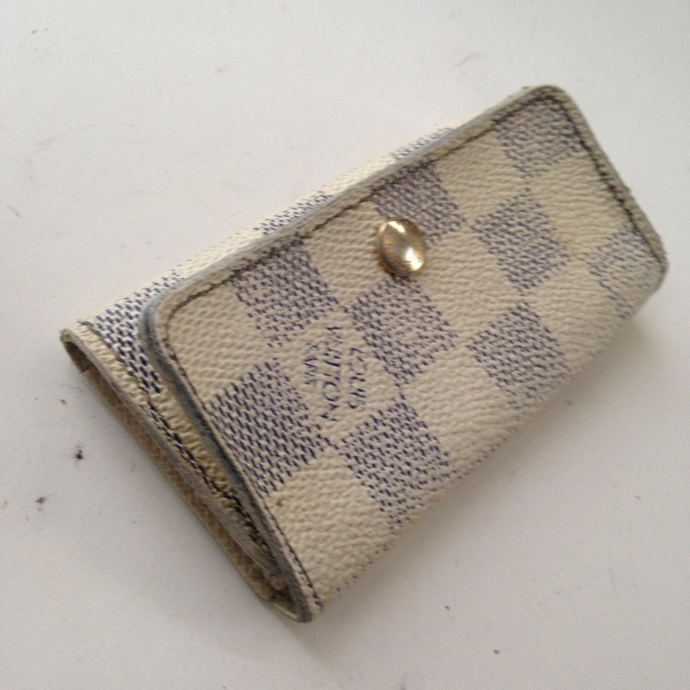 Louis Vuitton, Damier Azuzr 4-Hooks Key Case
