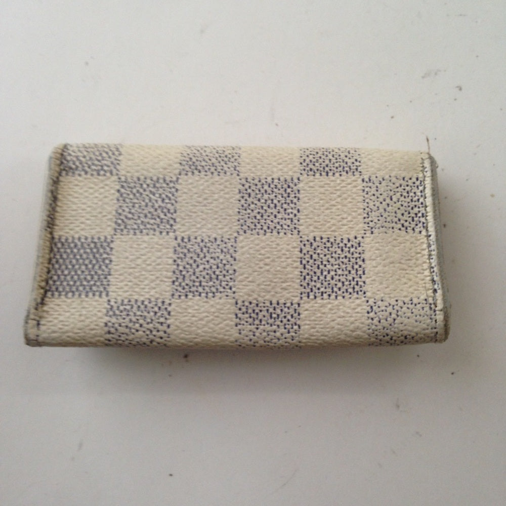 Louis Vuitton, Damier Azuzr 4-Hooks Key Case