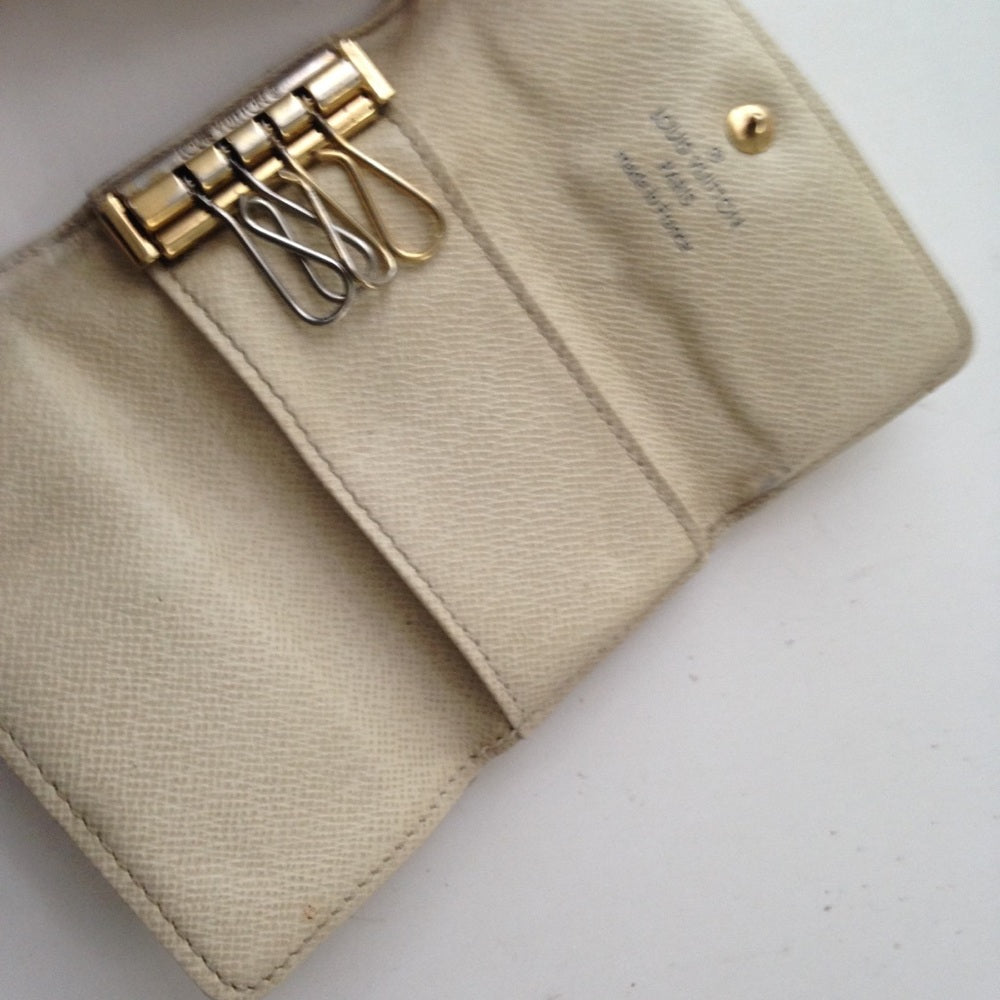 Louis Vuitton, Damier Azuzr 4-Hooks Key Case