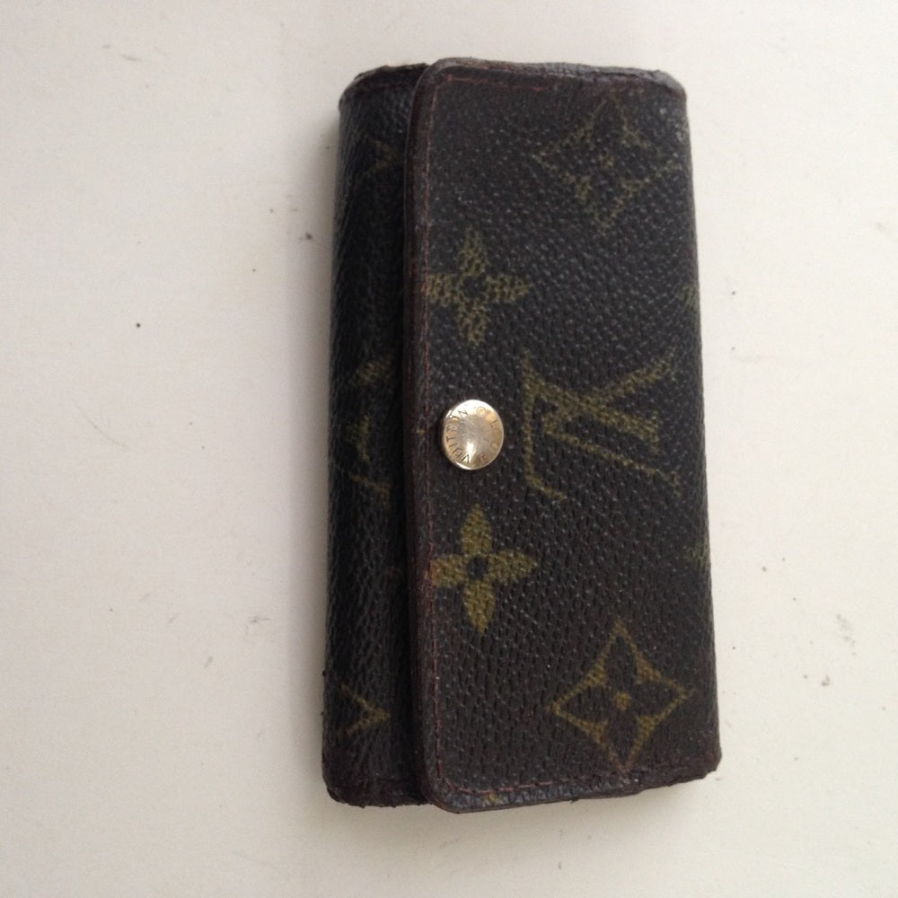 Louis Vuitton, Mono Brown 3 Hooks Key Case