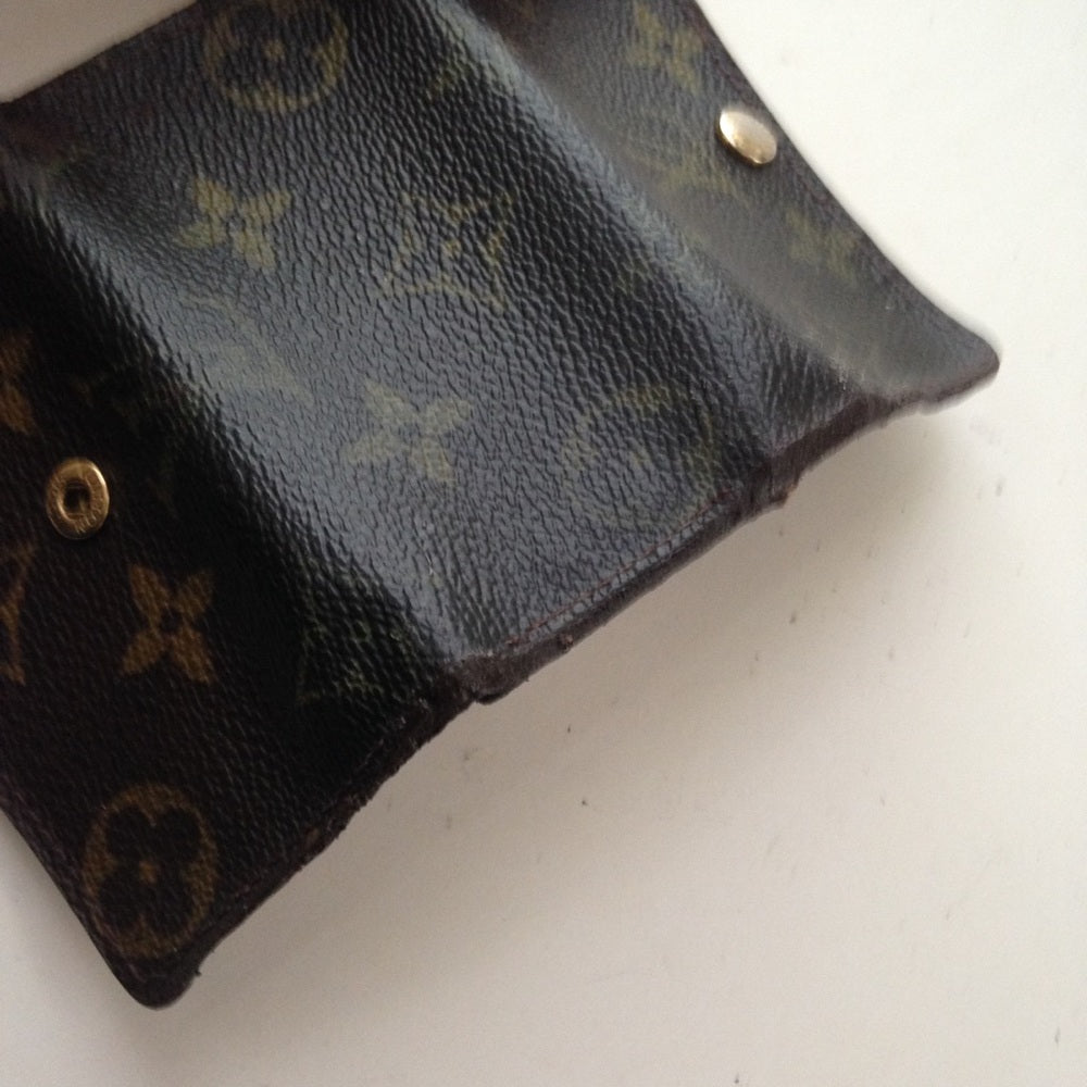 Louis Vuitton, Mono Brown 3 Hooks Key Case