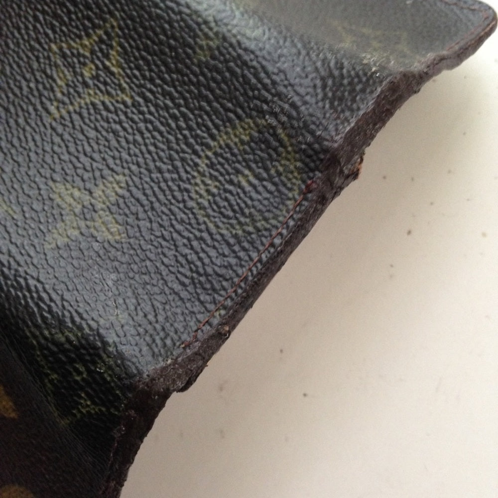 Louis Vuitton, Mono Brown 3 Hooks Key Case