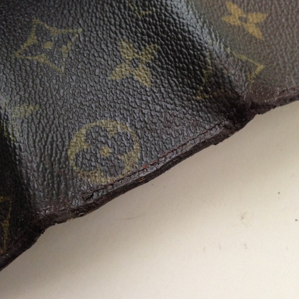 Louis Vuitton, Mono Brown 3 Hooks Key Case