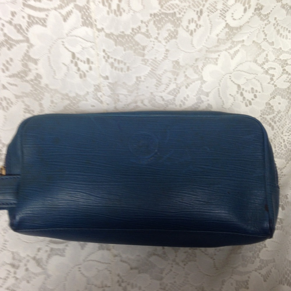 Versace Teal Leather Pouch Wristlet 9inx5inx3in