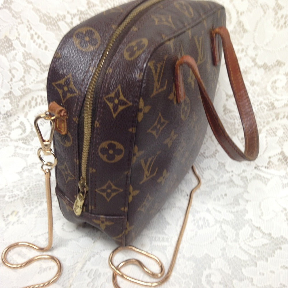 Louis Vuitton, Brown Mono Handbag-Crossbody