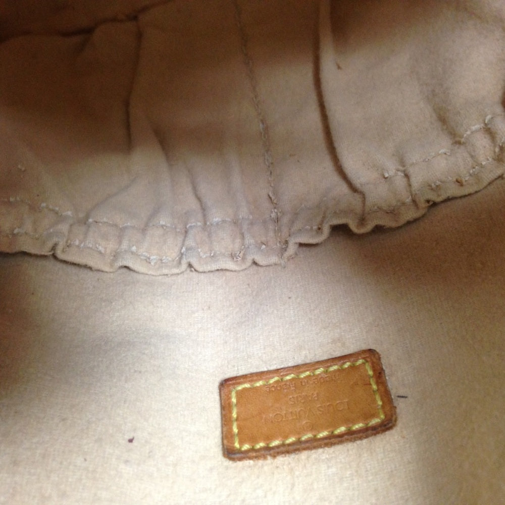 Louis Vuitton, Brown Mono Handbag-Crossbody