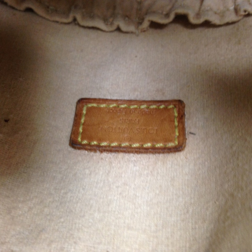 Louis Vuitton, Brown Mono Handbag-Crossbody