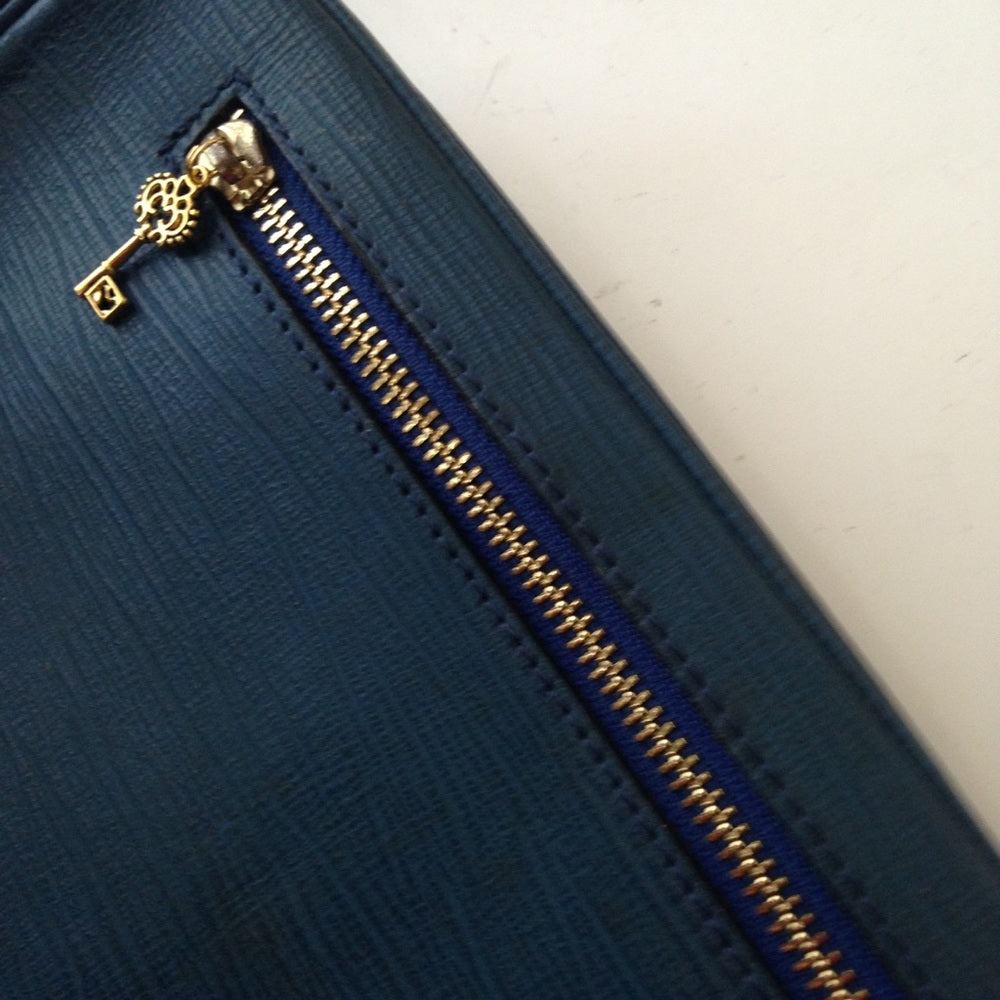 Versace Teal Leather Pouch Wristlet 9inx5inx3in