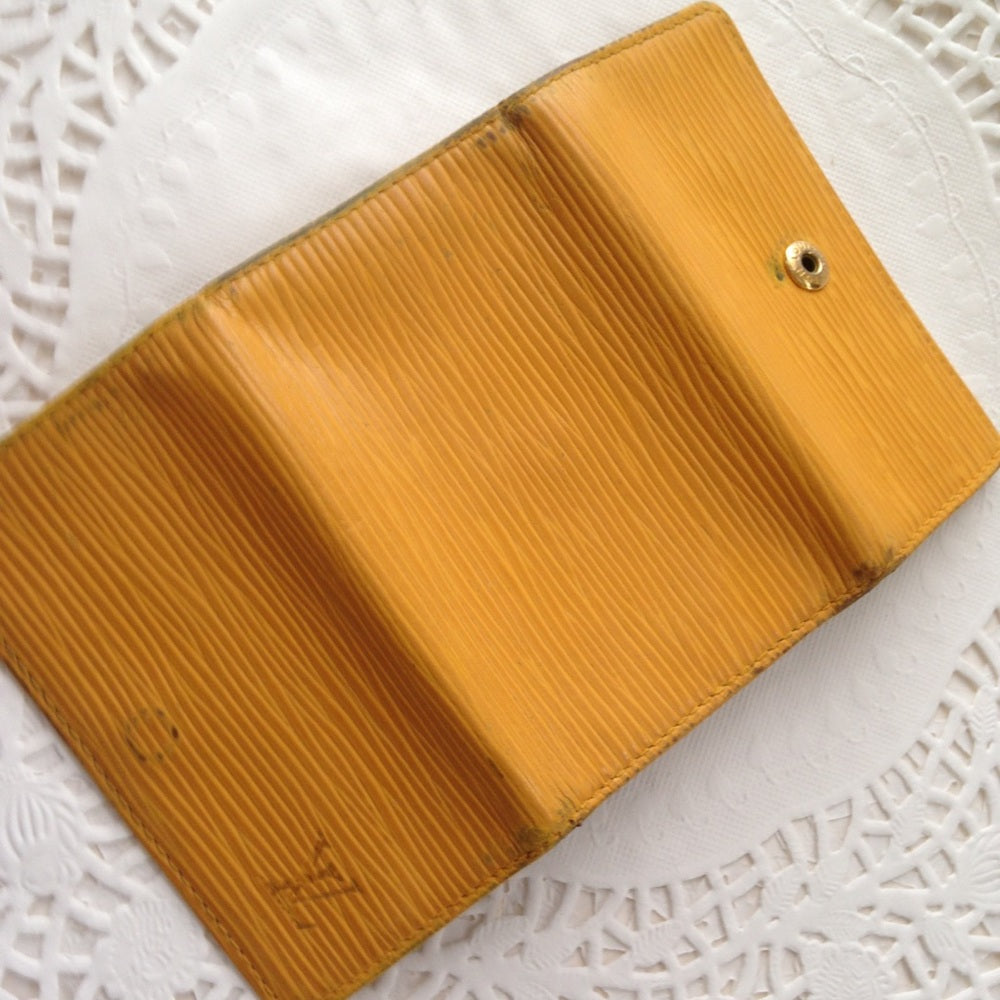 Louis Vuitton, Yellow Epi Leather 6-Hooks Key Case