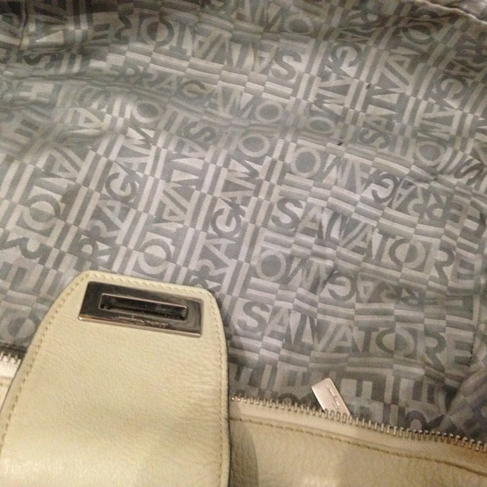 Ferragamo Beige Leather Handbag 10x10x6