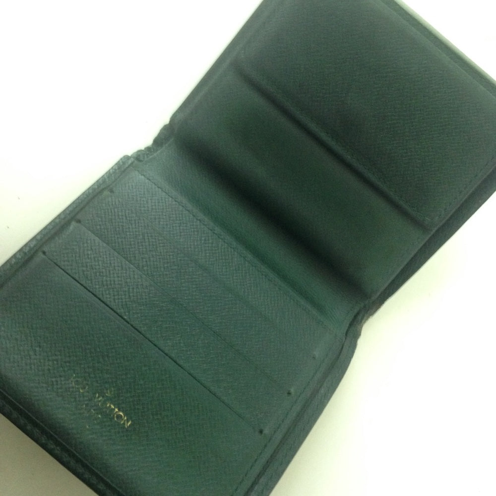 Louis Vuitton Green Taiga Leather Mens Wallet