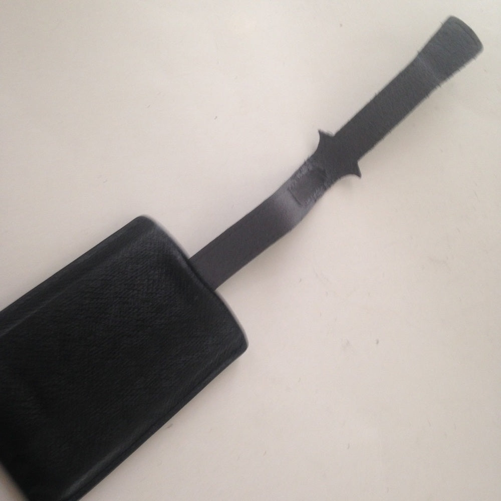 Louis Vuitton BlackTaiga Leather ID-CC Case