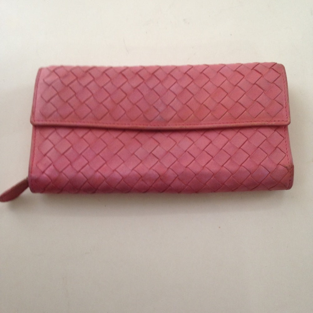 Authentic Bottega Veneta Pink Leather Bi-fold Wall
