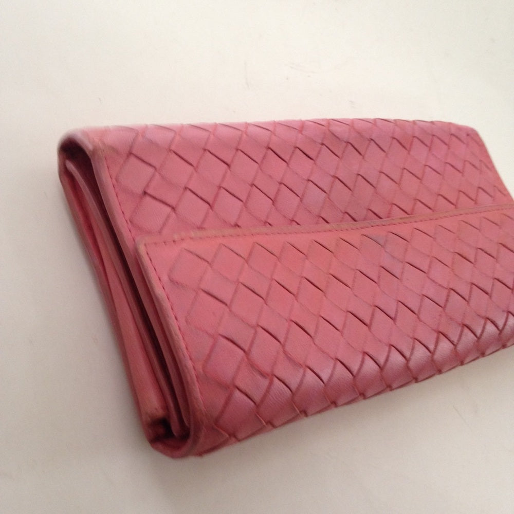 Authentic Bottega Veneta Pink Leather Bi-fold Wall